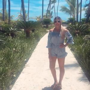 Meet your Posher, Vanessa